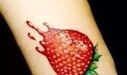 网红吃瓜纹身图片大全,揭秘时尚纹身背后的故事